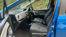 Toyota Yaris 1.33 VVT-i Icon 5dr CVT Petrol Hatchback